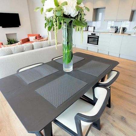 Sohot Stays The Royal Suite Harbour Views Sleeps 4 رامْسْغيت المظهر الخارجي الصورة